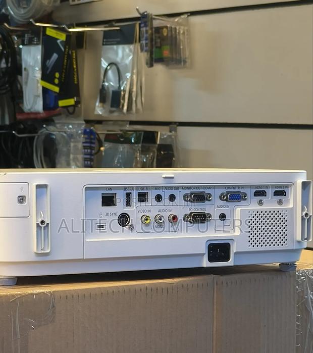 Nec Projector M403h - thumbnail 3