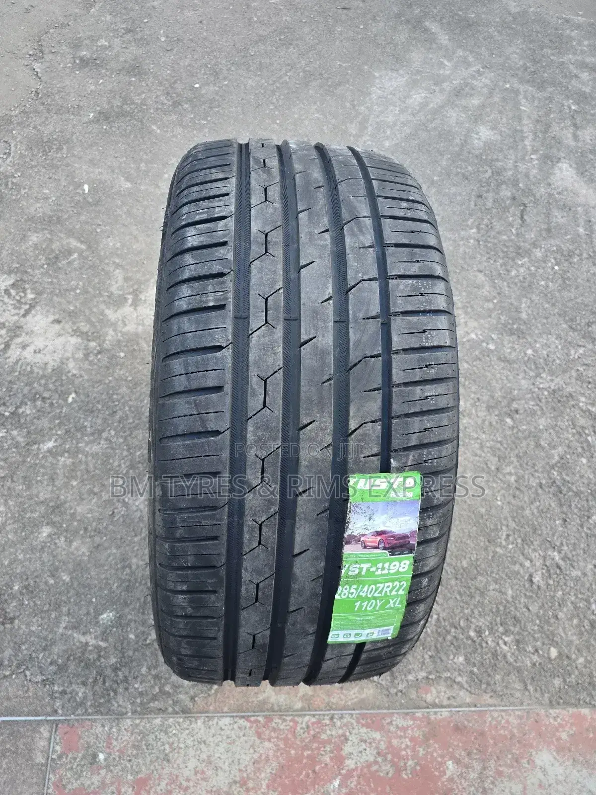 285/40 R22 Yusta Tyres (Highway)