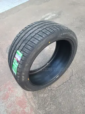 285 /40 R22 Yusta Tyres 110 Y X/L Yst-1198 Highway