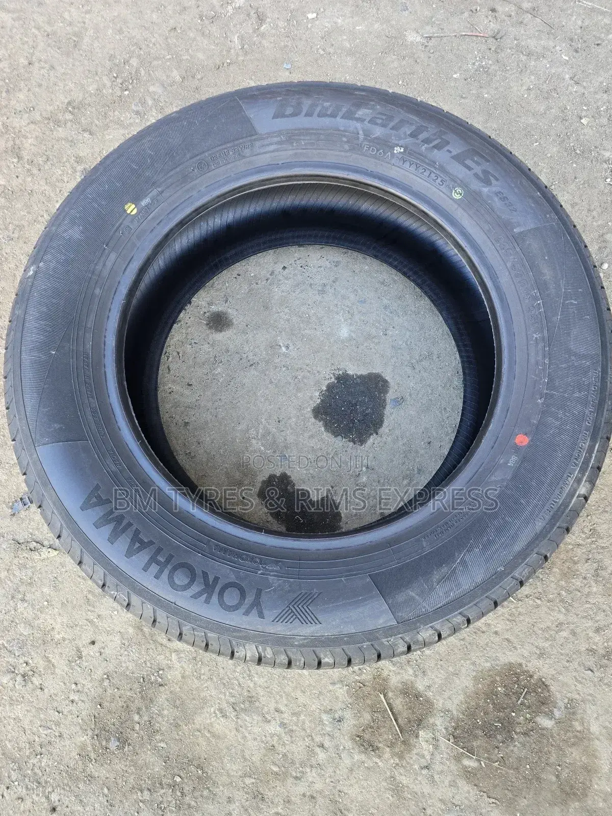 225 /55 R16 Yokohama Tyres (Japan)