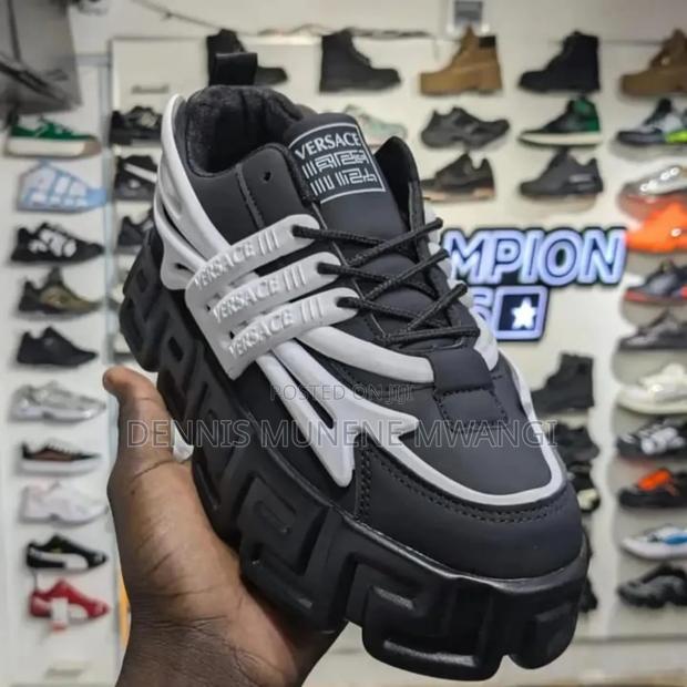 Mens and Women's Shoes - thumbnail 16