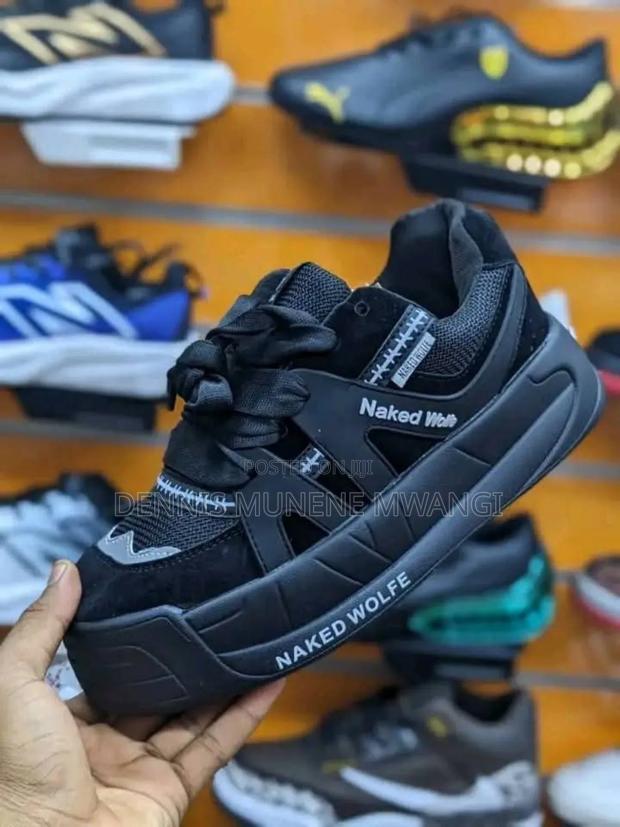 Mens and Women's Shoes - thumbnail 20