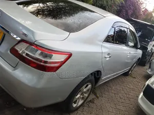 Toyota Premio 2010 Silver