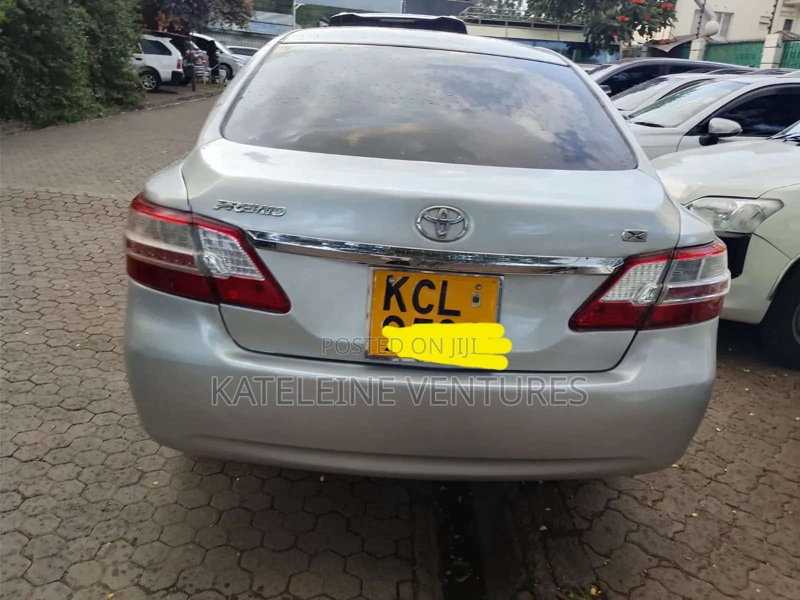 Toyota Premio 2010 Silver