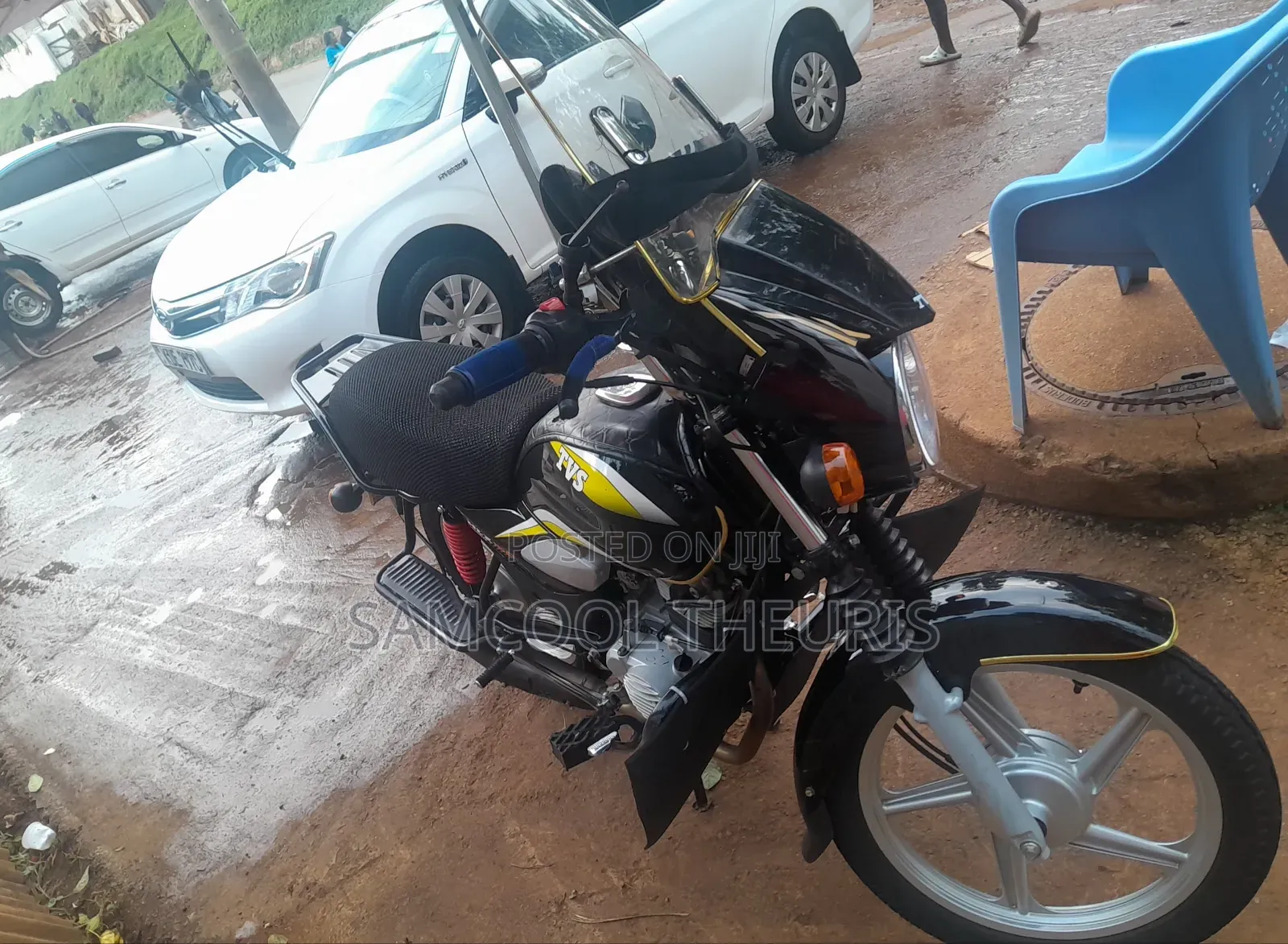 TVS HLX Plus ES 2025 Black