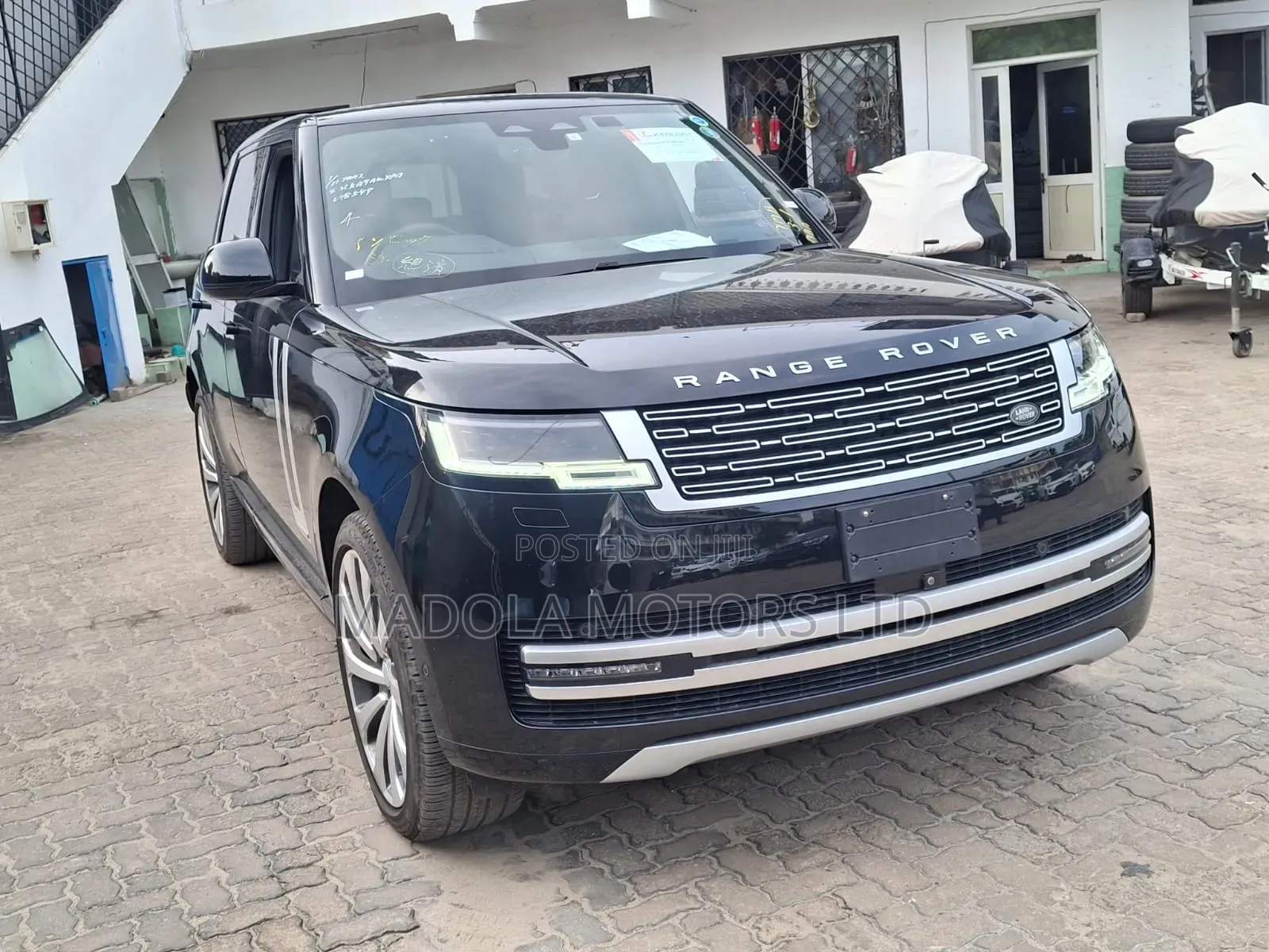 Rover Land 2023 Black