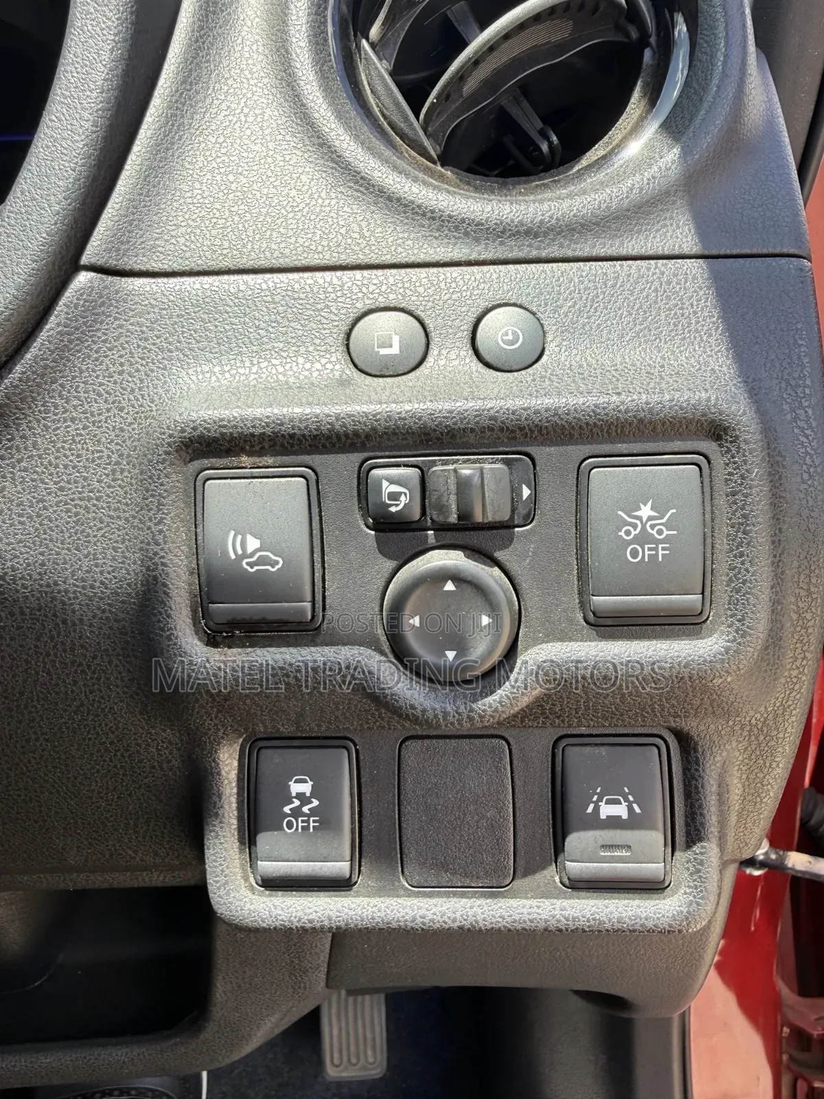 Nissan Note 1.2 Hybrid 2018 Red