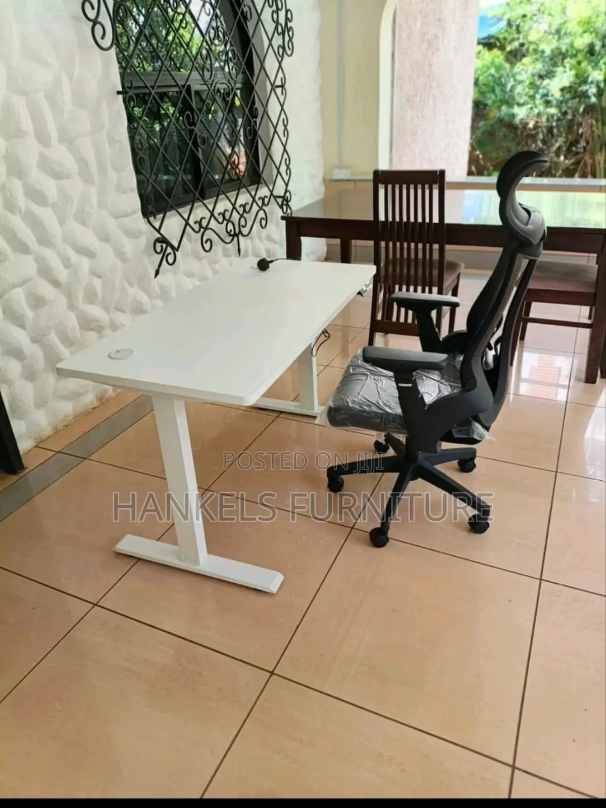 Electric Desk – Adjustable Height for Comfort and Productivity
