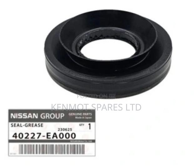 40227-Ea000 Genuine Nissan Driveshaft Seal