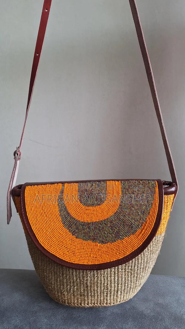 Vintage Woven Sisal Bags - thumbnail 10