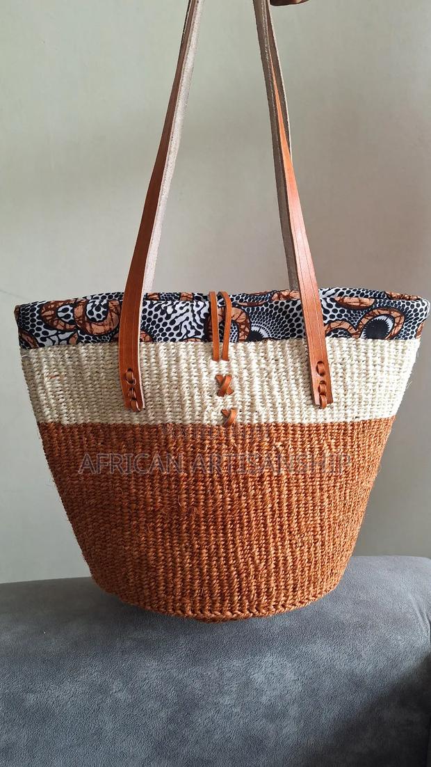 Vintage Woven Sisal Bags - thumbnail 13