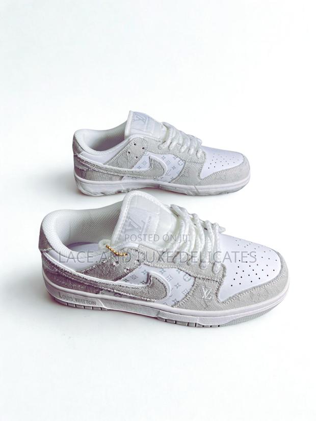 Nike Dunk Low Lv - main view