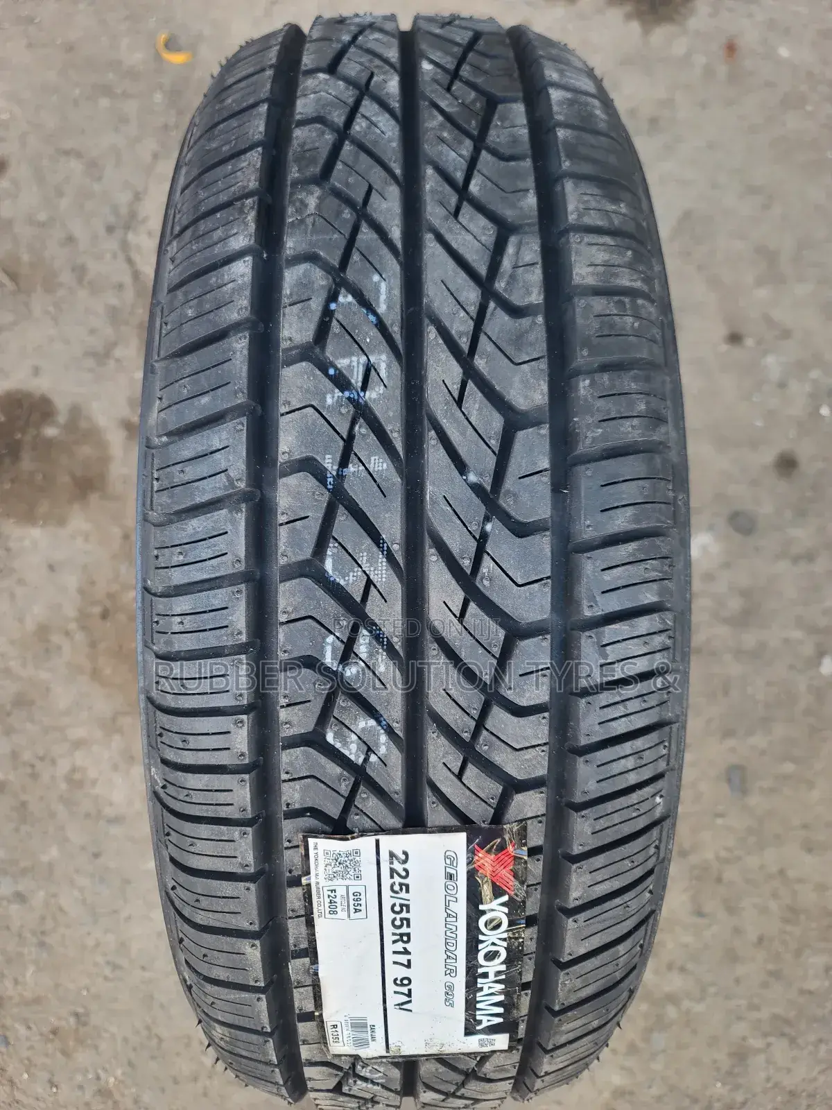 225/55r17 Yokohama Tyres 97 v Geolandar
