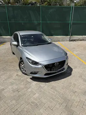 Mazda Axela 2018 Silver