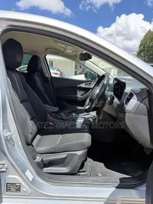 Mazda Axela 2018 Silver