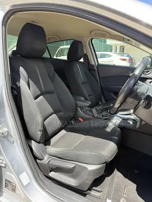 Mazda Axela 2018 Silver