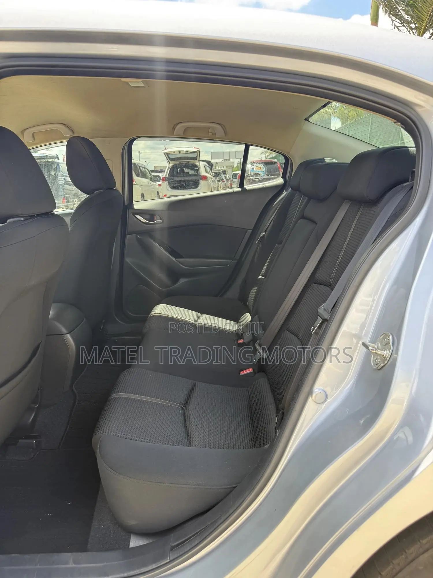 Mazda Axela 2018 Silver