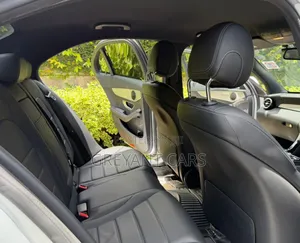Mercedes-Benz C180 2018 Silver