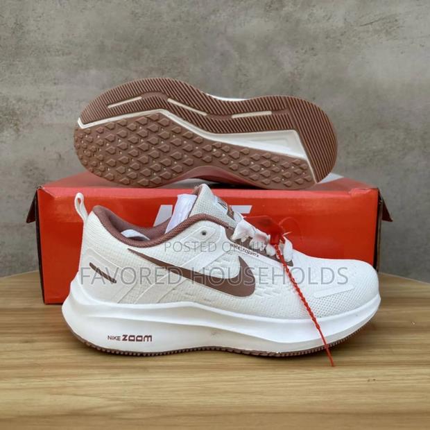 Nike Zoom 
Size 37 to 40 - thumbnail 2