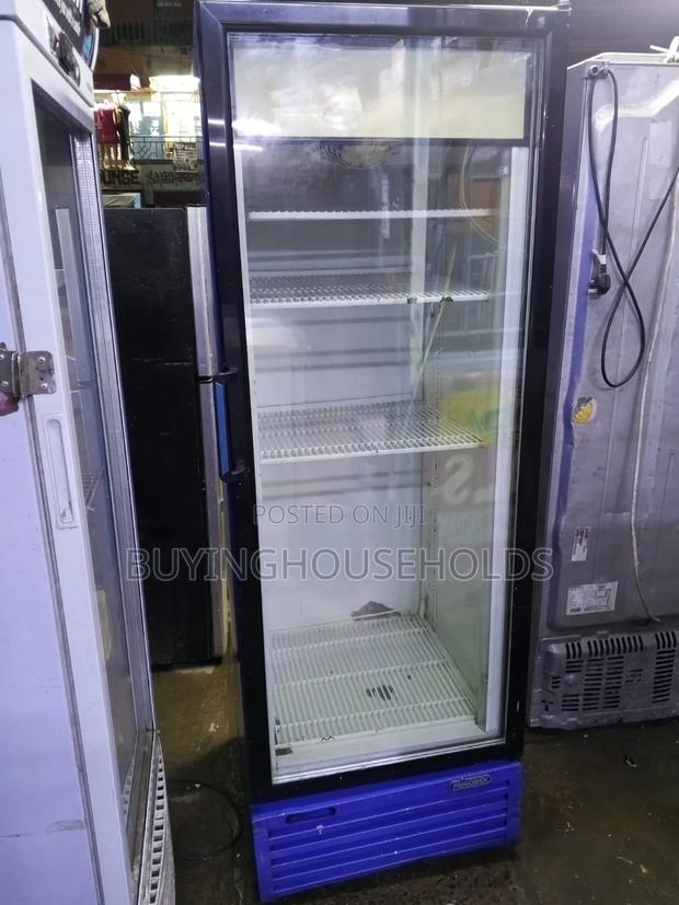 Ramtons 300l Showcase Display Fridge