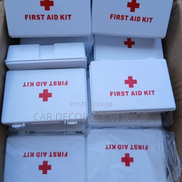 Outdoor Travel Emergency Use Car Office First Aid Box Medical Case