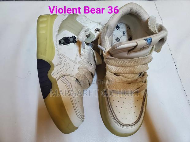 Violent Bear Kids Sneaker Size 36