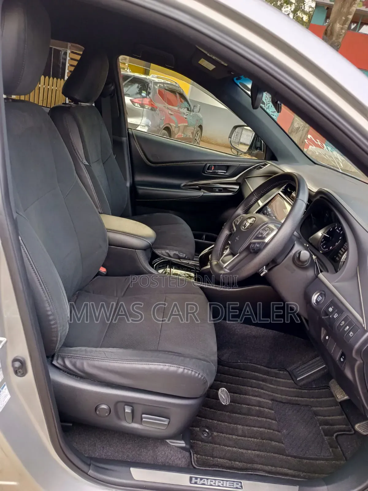 Toyota Harrier 2019 Silver