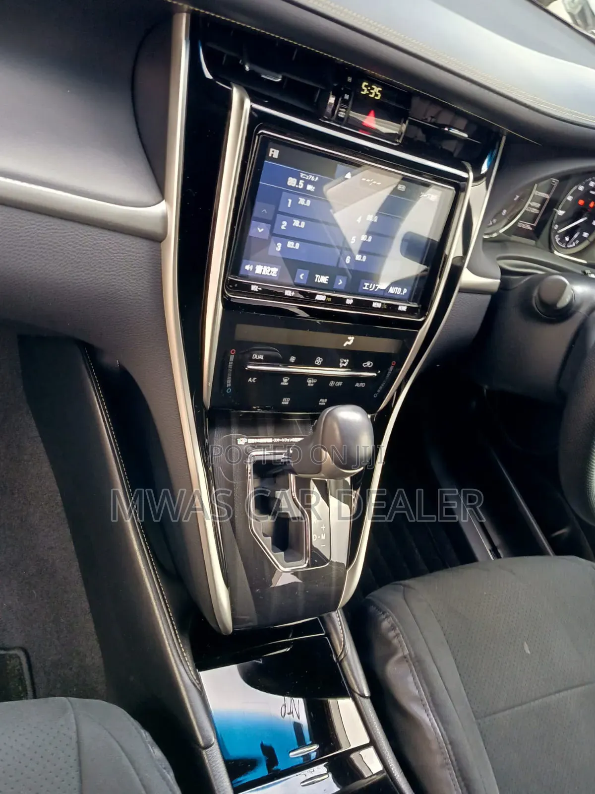 Toyota Harrier 2019 Silver