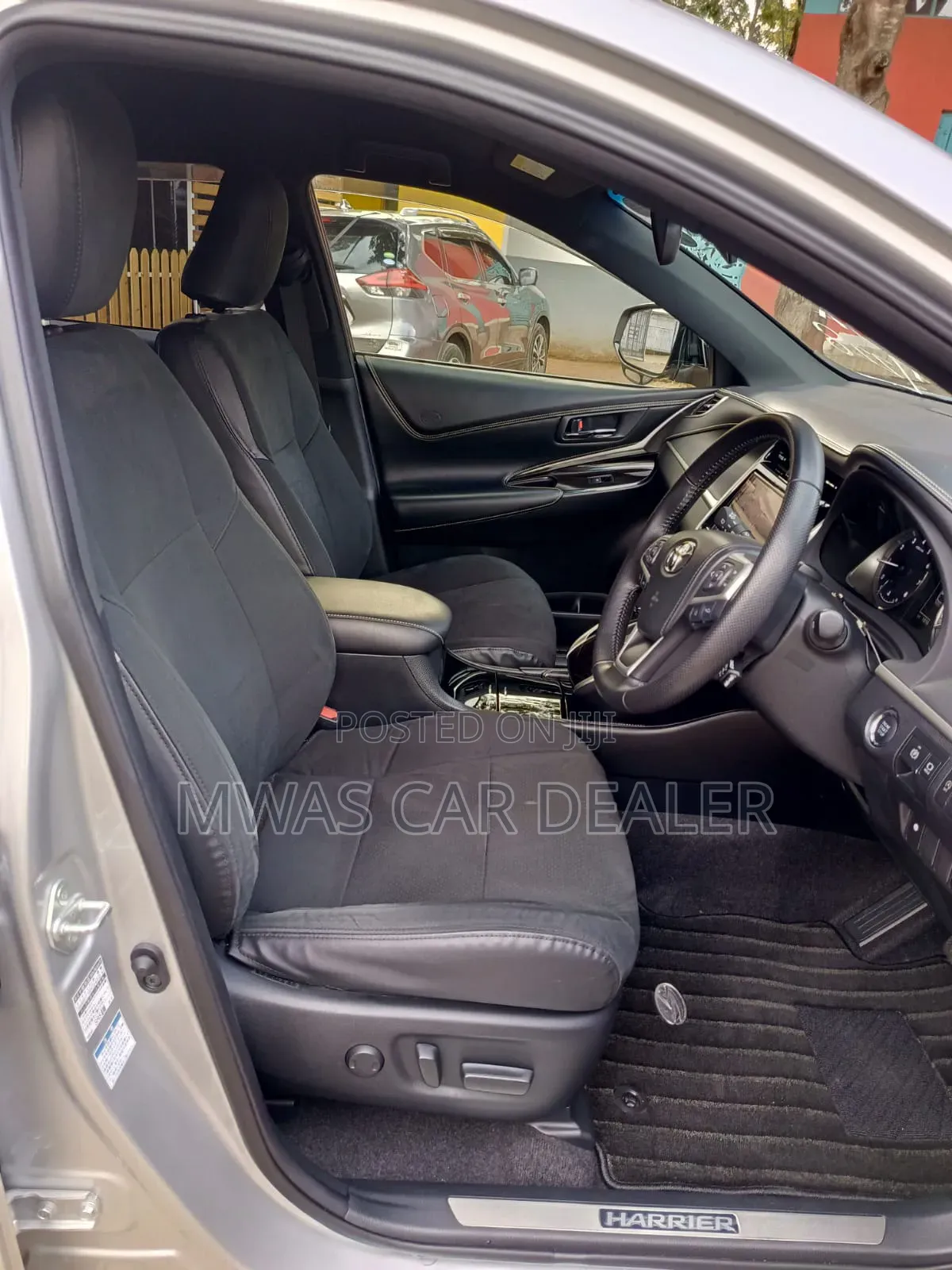 Toyota Harrier 2019 Silver