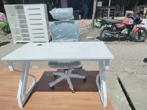 Executive Writing Desk _Strong Frame Smooth Finish