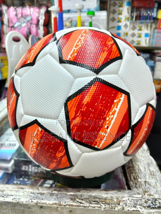 High Quality Size 5 Football