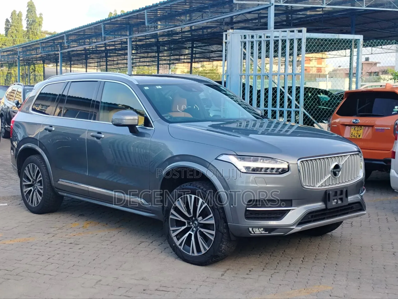 Volvo XC90 T5 Momentum AWD 2019 Blue