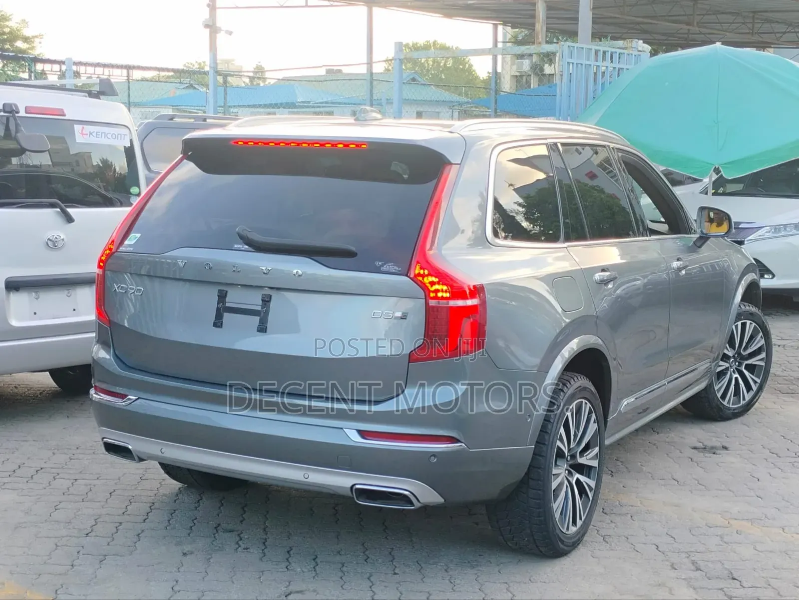 Volvo XC90 T5 Momentum AWD 2019 Blue