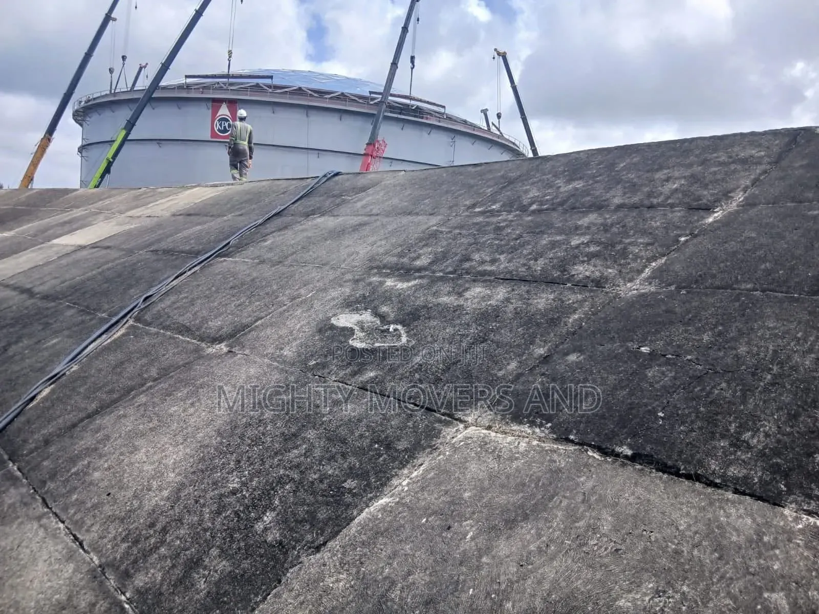 Cranes Accessible for Industrial Lifting Services