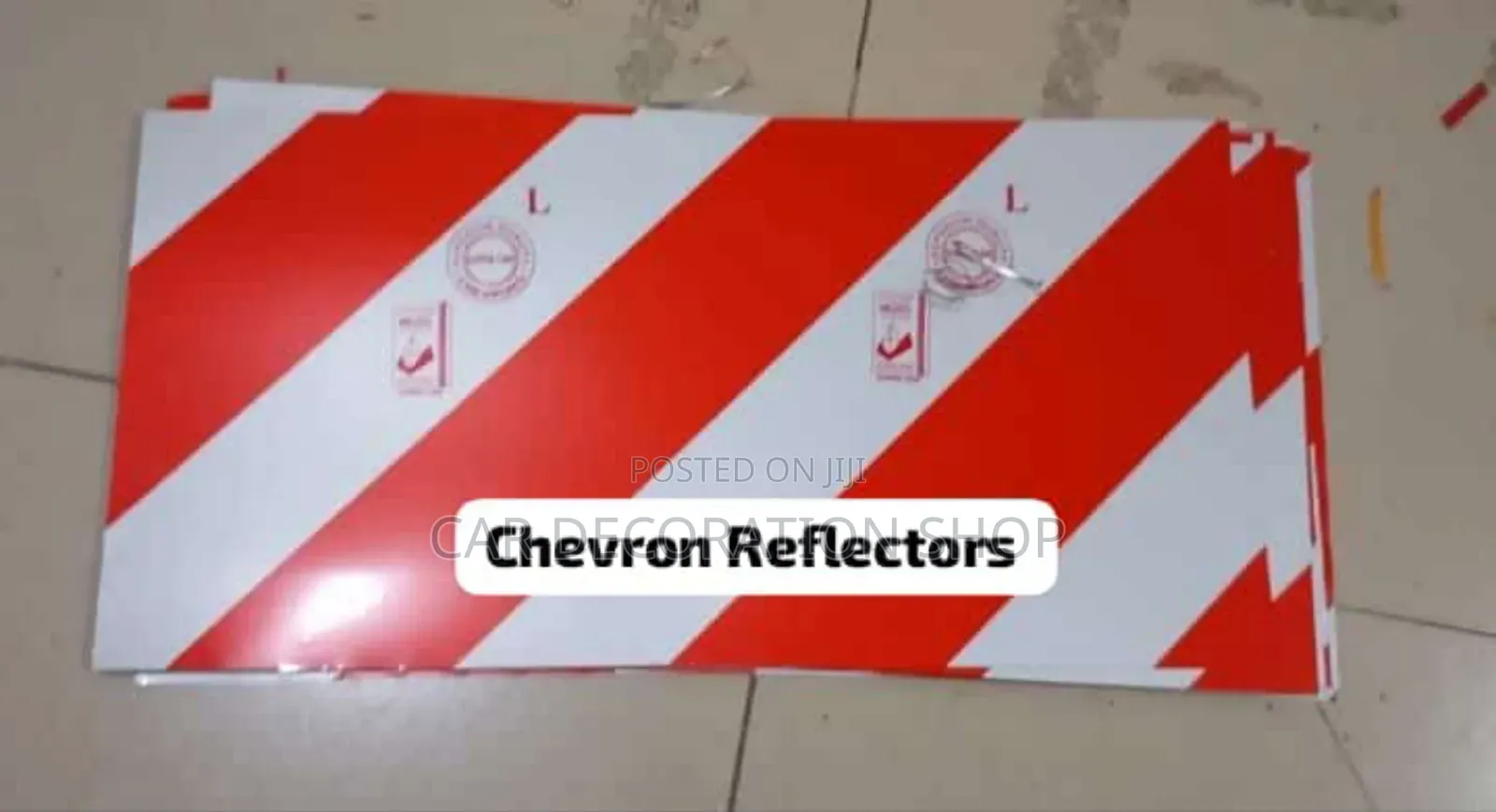 2pcs White Red Psv,Lorry Long Chevrons