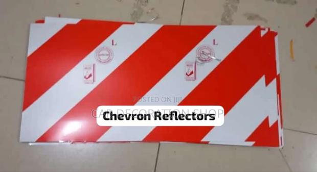 2pcs White Red Psv,Lorry Long Chevrons - main view