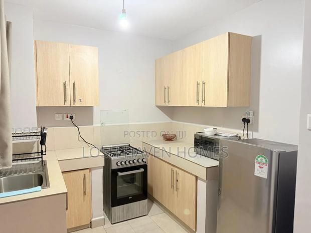 Modern 2 Bedroom Airbnb Roysambu TRM Secure Parking,Wifi - thumbnail 5