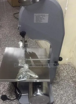 J 210 Bonesaw
