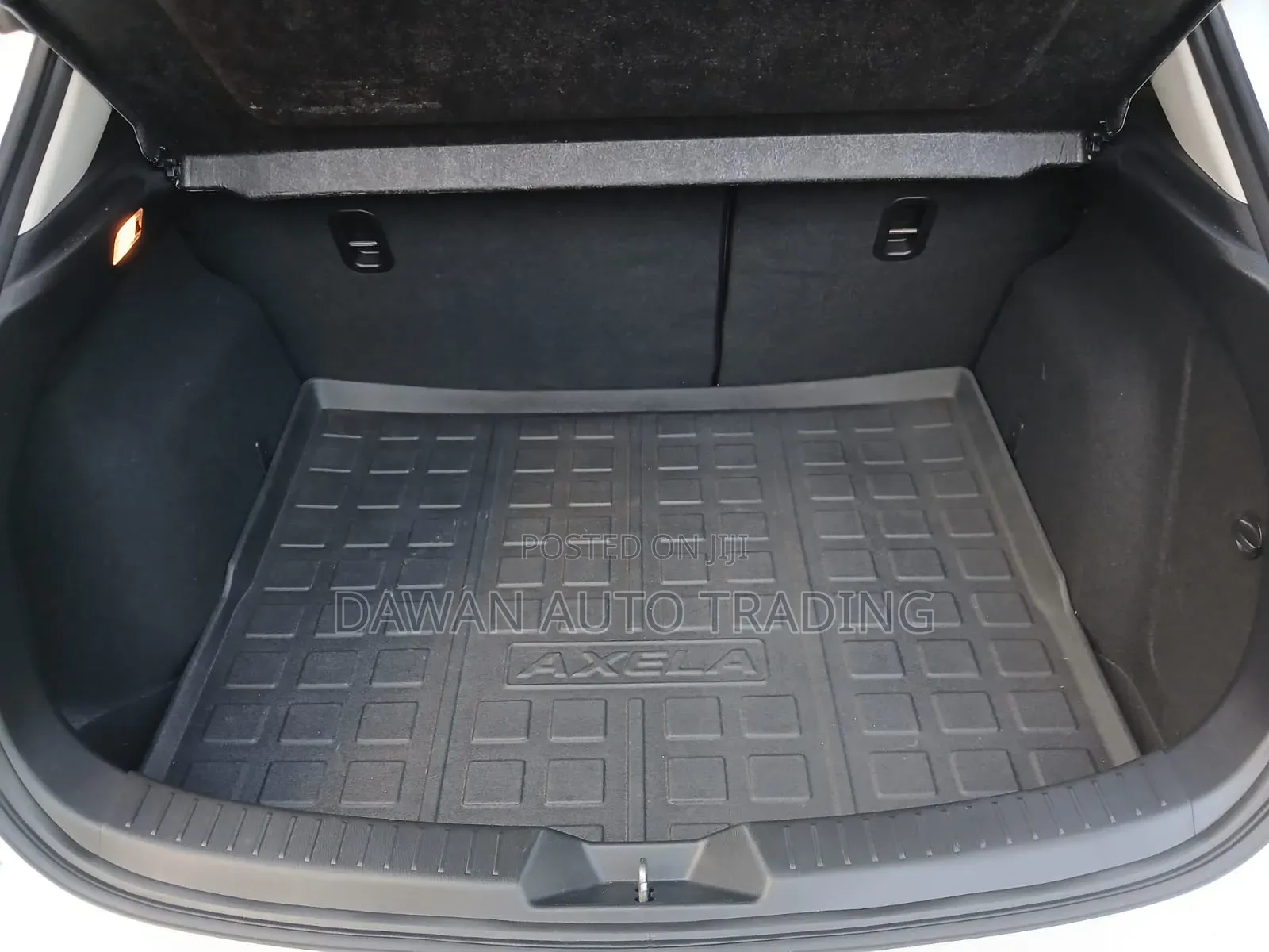 Mazda Axela 2019 White