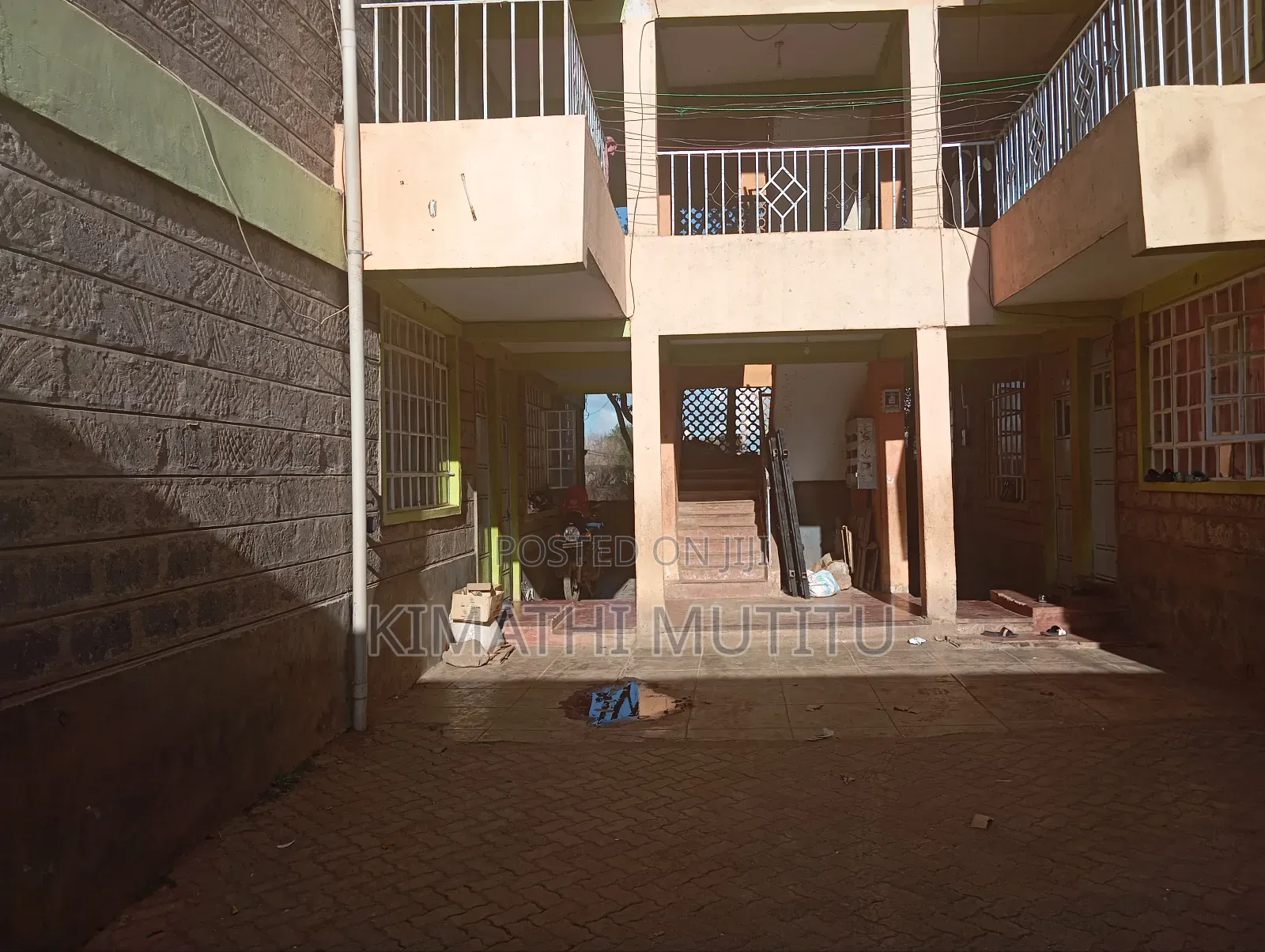 18bdrm Apartment in Cbd, Ongata Rongai for sale