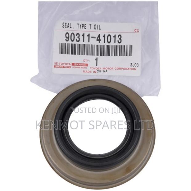 90311-41013 Toyota Geniune Seal