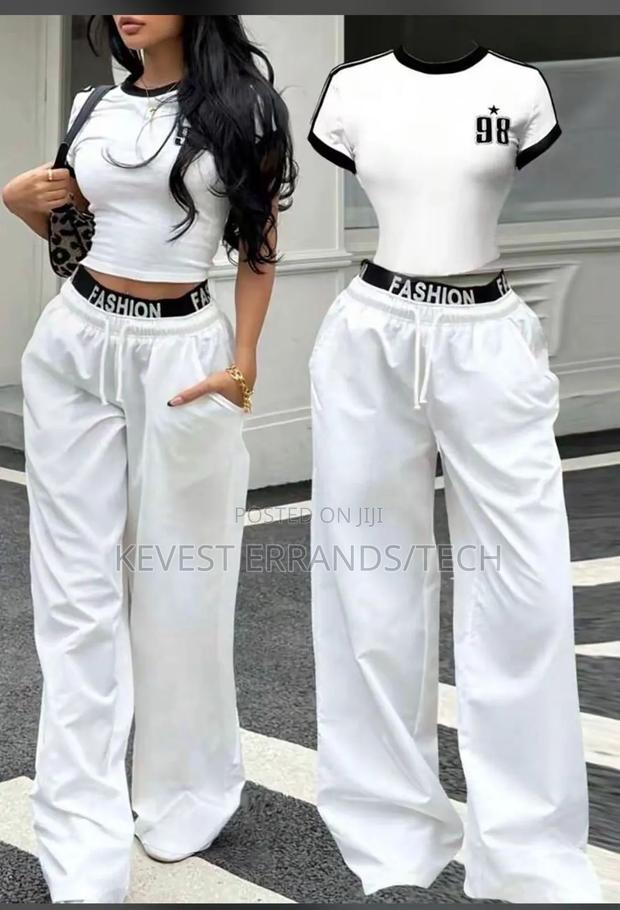 Baggy Sweatpants - thumbnail 2