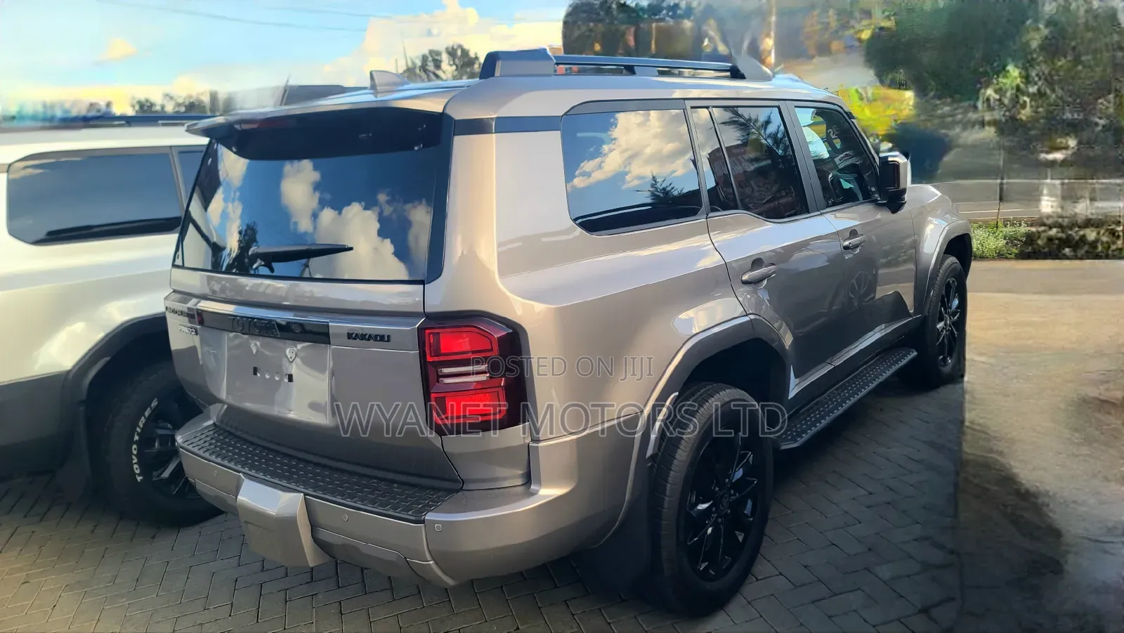 New Toyota Land Cruiser Prado 2.8 2025 Gray
