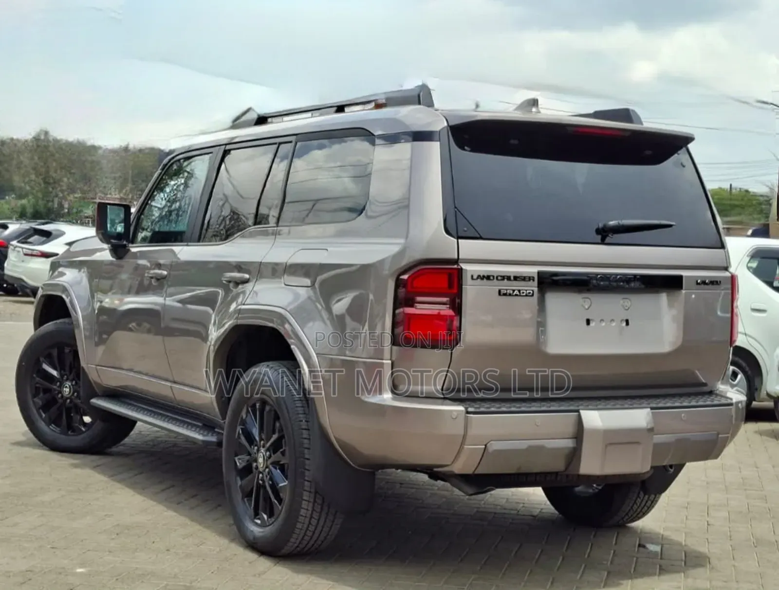 New Toyota Land Cruiser Prado 2.8 2025 Gray
