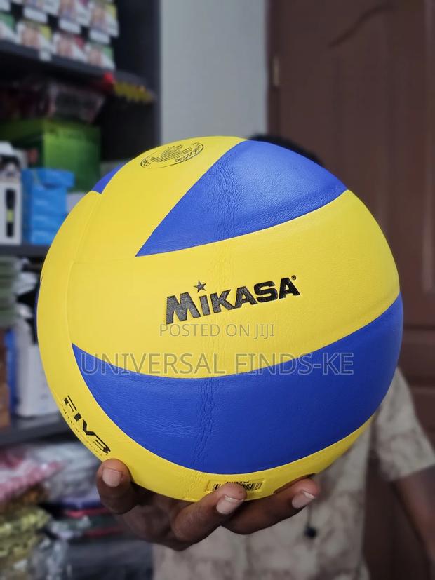Mikasa Mva330 Volleyball - main view