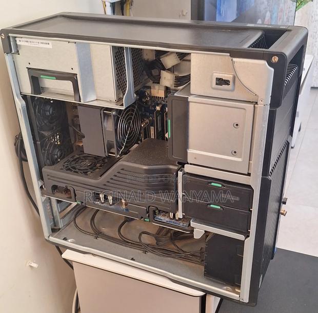Desktop Computer HP Z640 32GB Intel Xeon HDD 2T - thumbnail 3