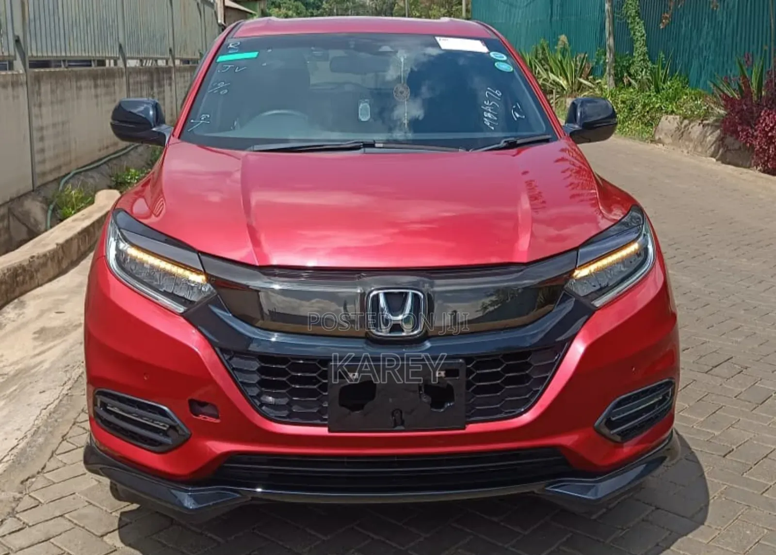 Honda Vezel 2018 Red