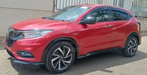Honda Vezel 2018 Red