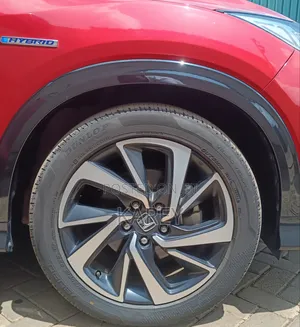 Honda Vezel 2018 Red