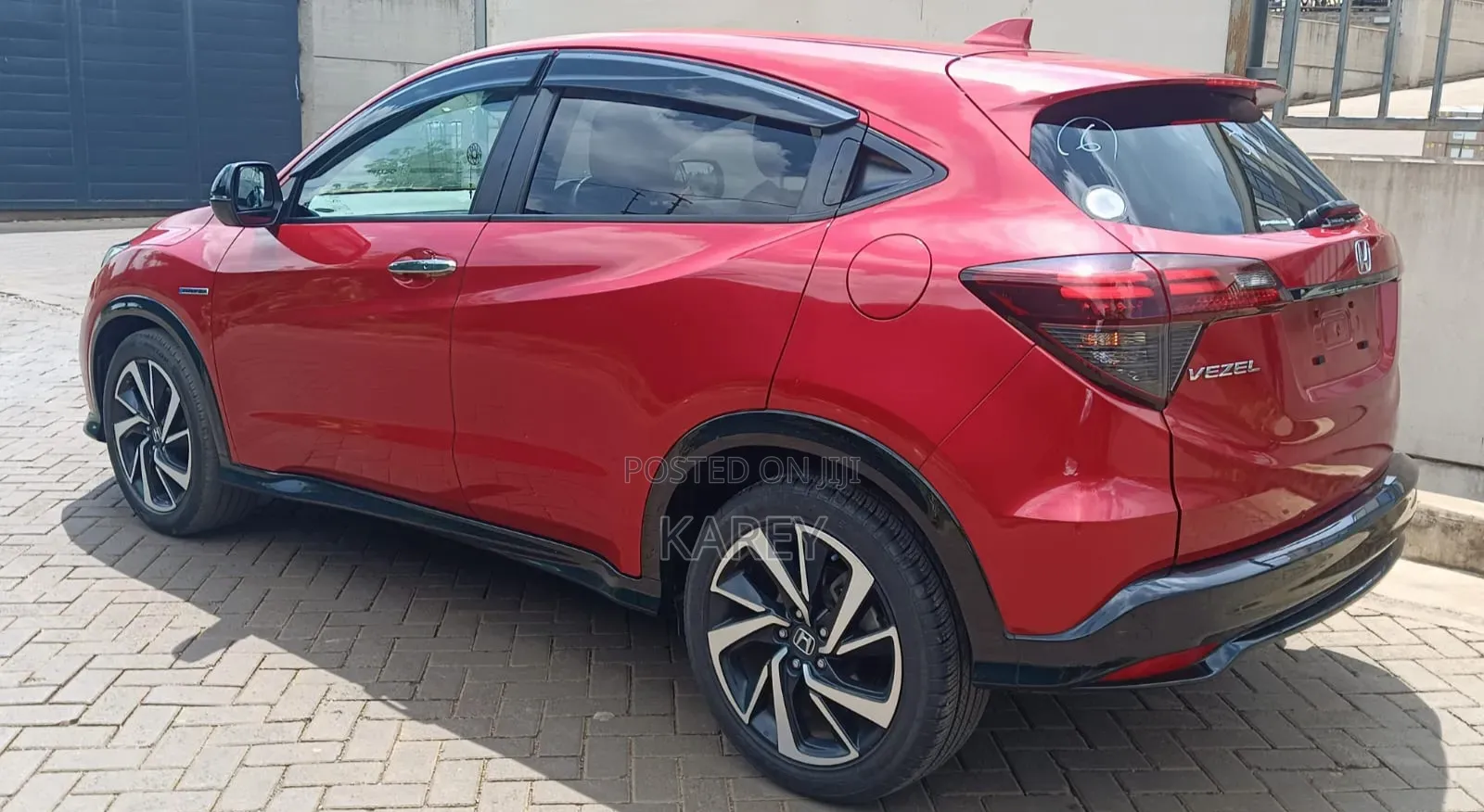 Honda Vezel 2018 Red